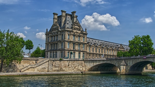 Une étude de cas ne doit pas porter atteinte à l’égalité de traitement entre les candidats à une procédure de passation Une étude de cas ne doit pas porter atteinte à l’égalité de traitement entre les candidats à une procédure de passation