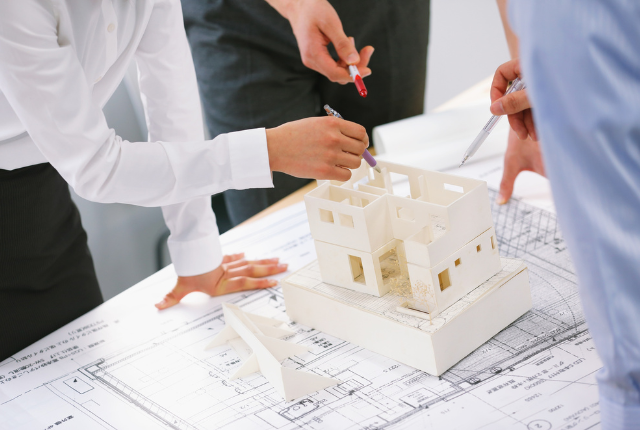 Examen de la conformité d’un projet immobilier avec le PADDUC (Plan d’Aménagement et de Développement Durable de Corse) en l’absence d’autres documents opposables : le Conseil d’Etat garantit par cette exigence une protection renforcée des espaces stratégiques agricoles en Corse